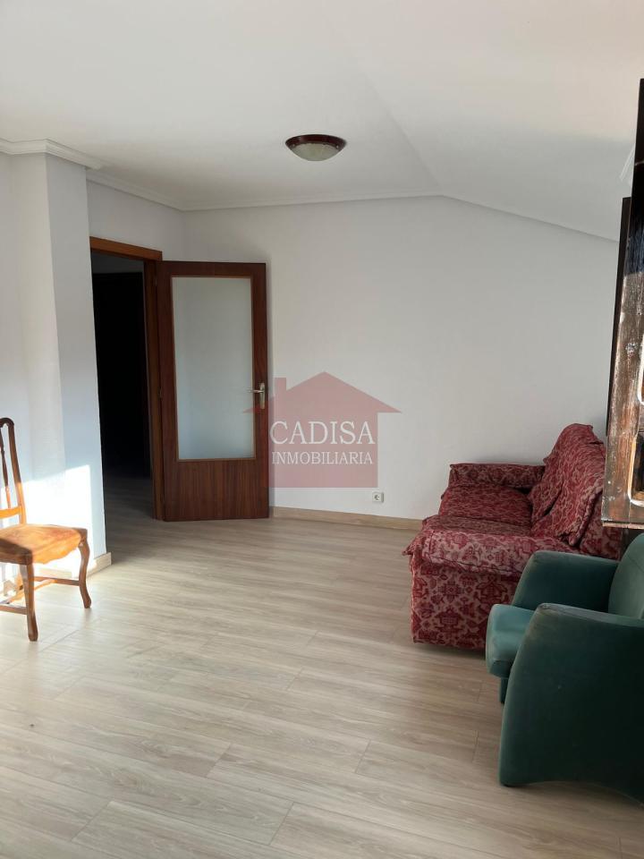 177014081747900168887_177013965940 BONITO PISO EN VENTA EN LEDESMA. REFORMADO. REF 10556