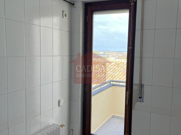 BONITO PISO EN VENTA EN LEDESMA. REFORMADO. REF 10556