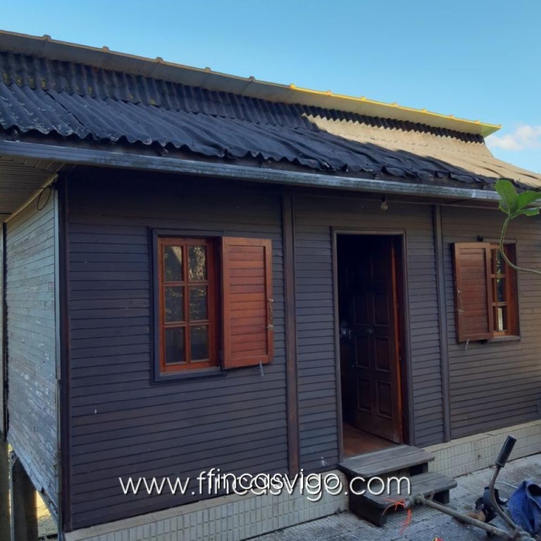 CASA CON FINCA EN EL POULO