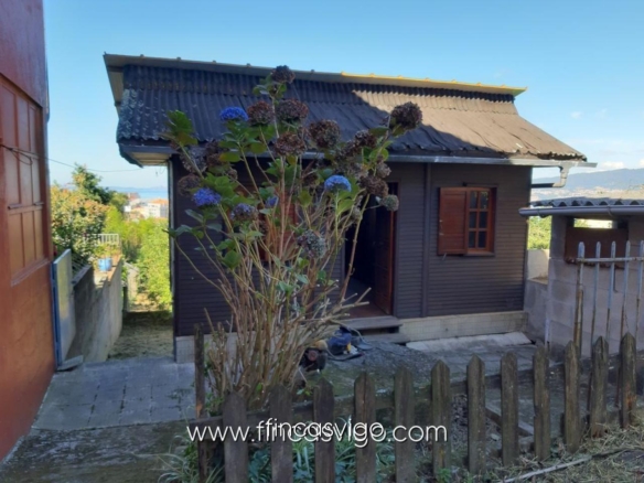 CASA CON FINCA EN EL POULO