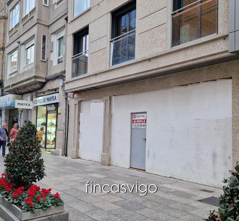 Magnifico local Urzaiz