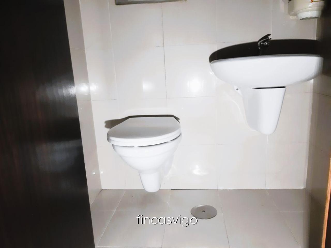PELUQUERÍA EN ZONA TRANSITADA