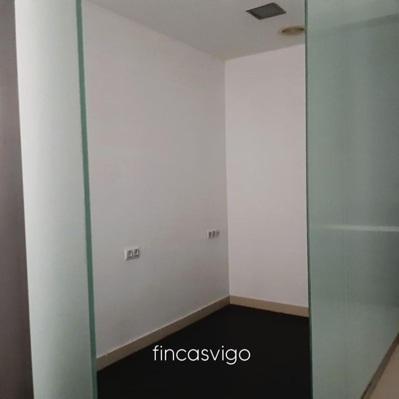 PELUQUERÍA EN ZONA TRANSITADA