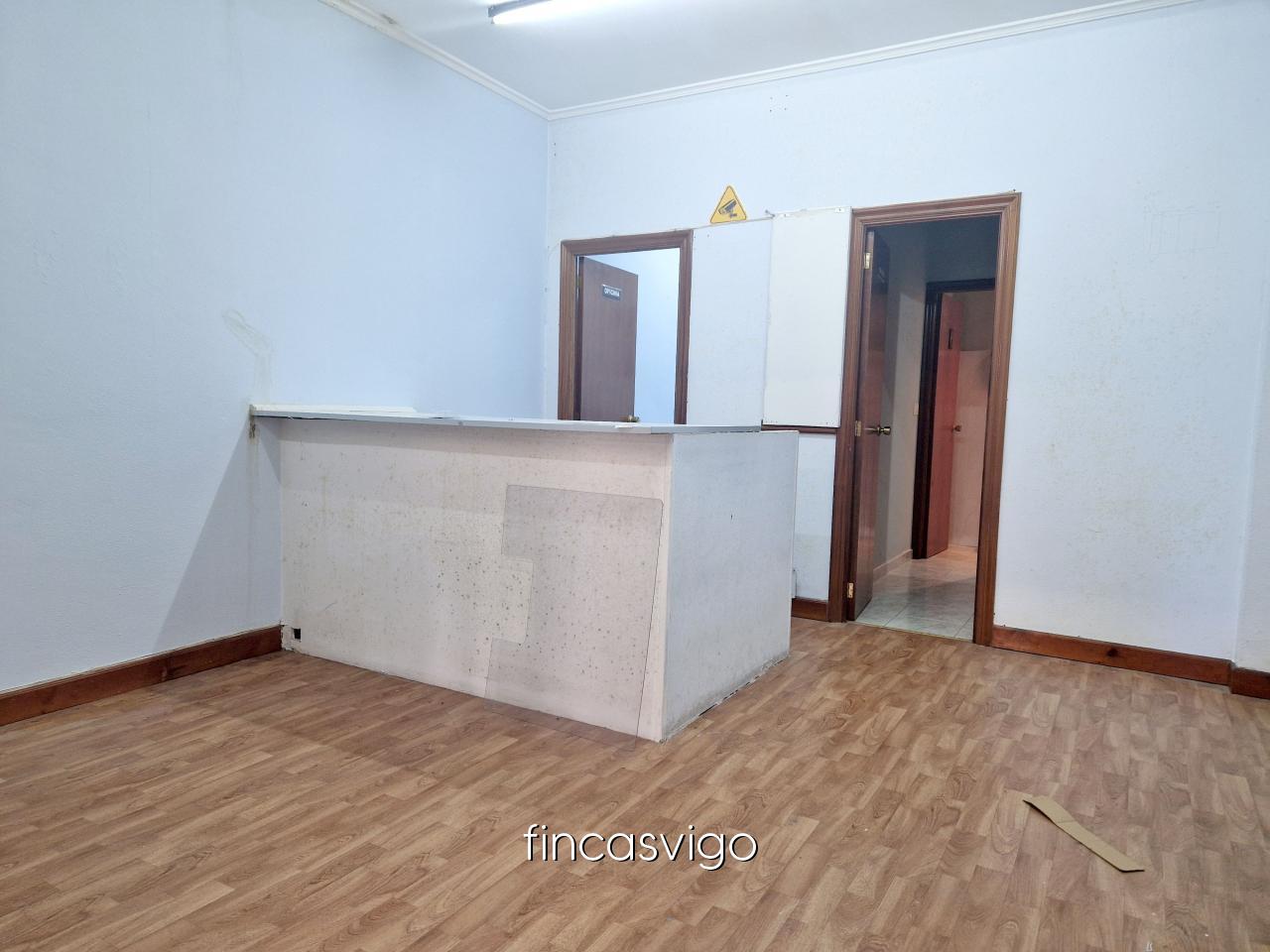 177020869603200028334_176054085173 Local acondicionado