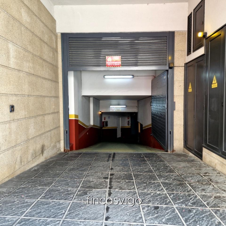 Garaje zona Corte Ingles
