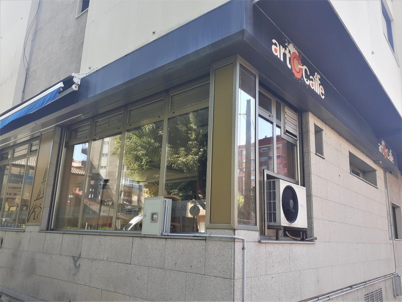 Local de Cafetería instalada en Venta o posible apartamento (OPORTUNIDAD)