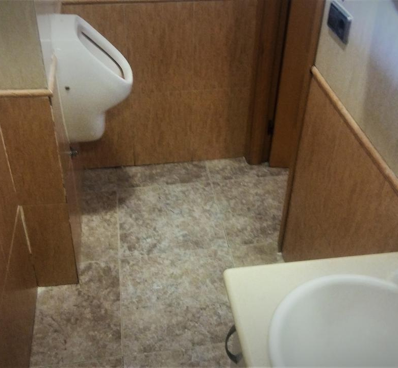 Local de Cafetería instalada en Venta o posible apartamento (OPORTUNIDAD)