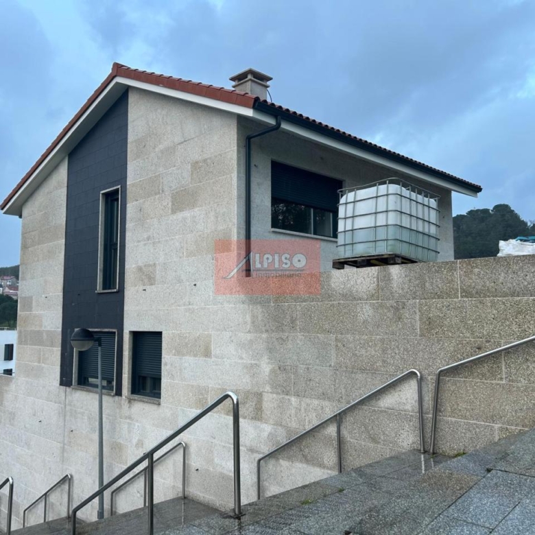 Chalet en Ourense