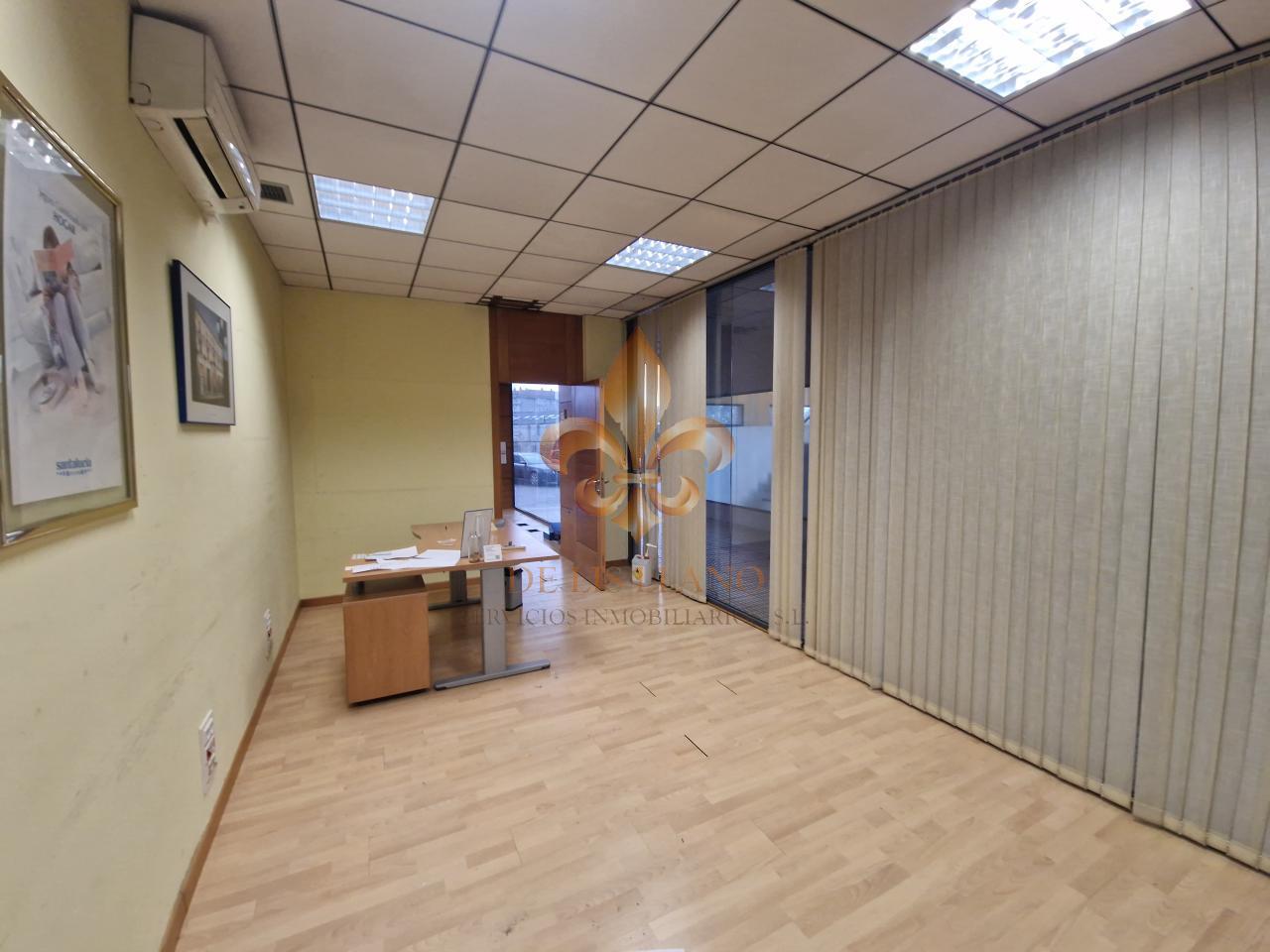 177031668238700028813_177031436535 Excelente local comercial en alquiler en el centro de Ponteareas