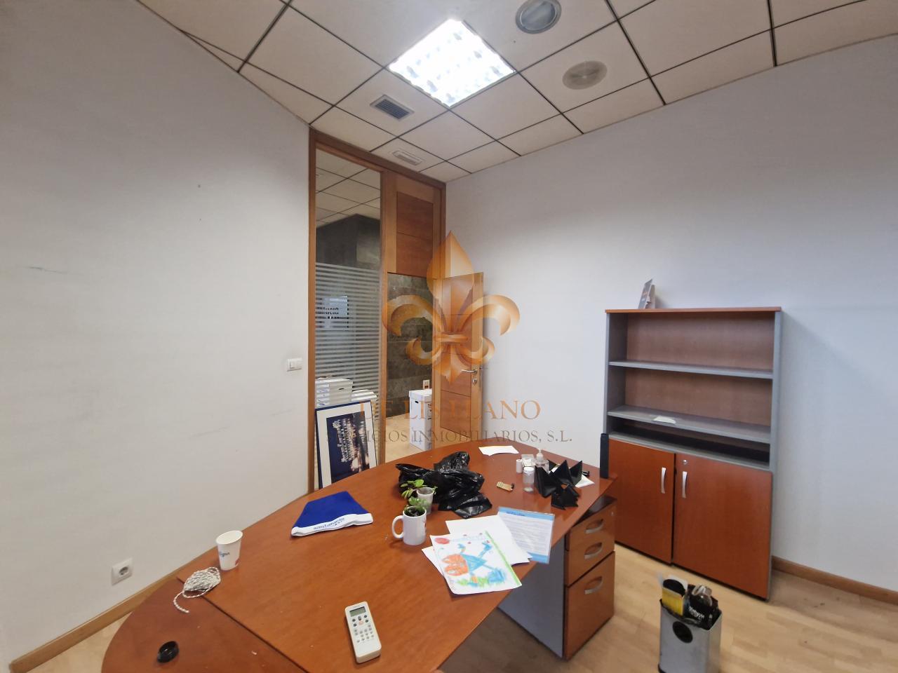 177031668496000028813_177031437548 Excelente local comercial en alquiler en el centro de Ponteareas