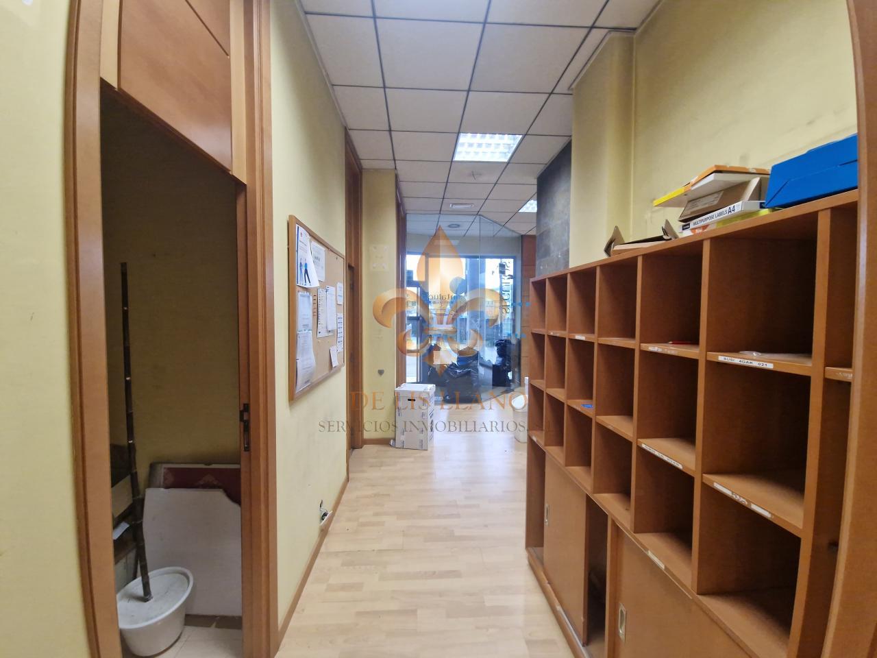 177031668524600028813_177031437715 Excelente local comercial en alquiler en el centro de Ponteareas