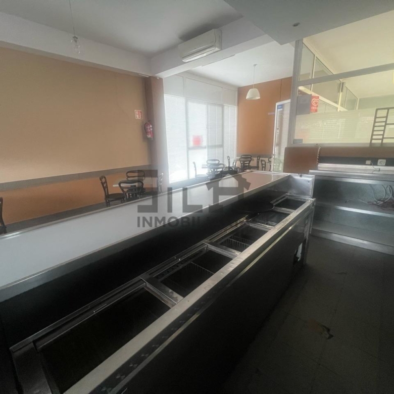 ALQUILER BAR EN ZONA LAGOAS