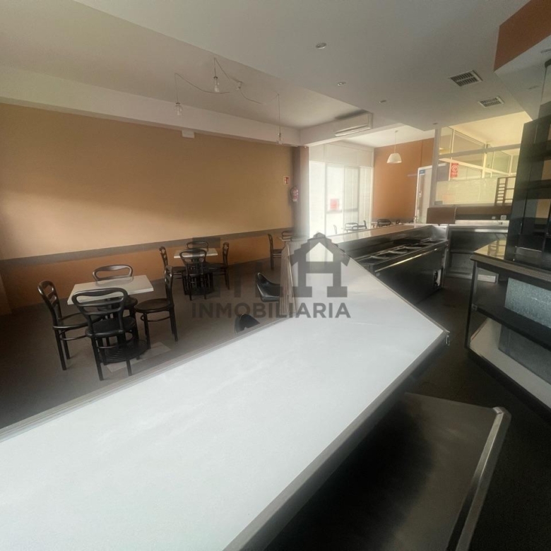 ALQUILER BAR EN ZONA LAGOAS