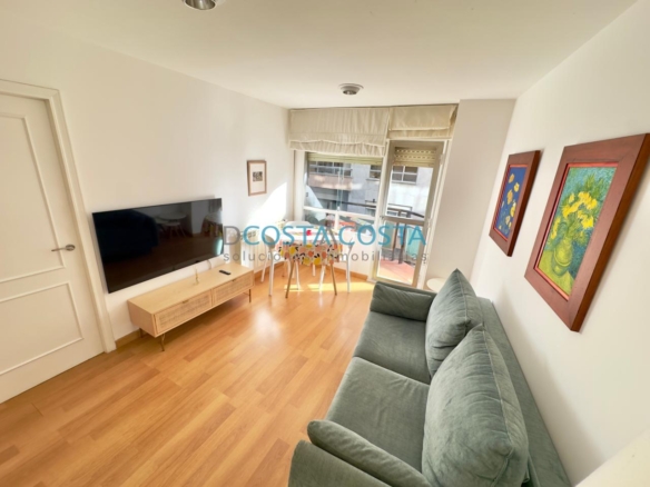 Apartamento exterior con terraza en plaza de Compostela, pleno centro de Vigo