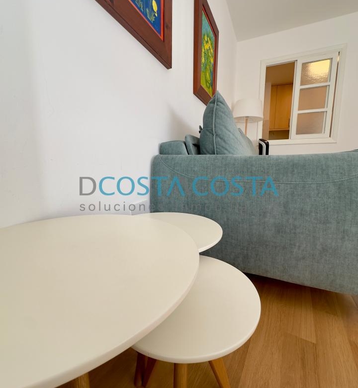 Apartamento exterior con terraza en plaza de Compostela, pleno centro de Vigo