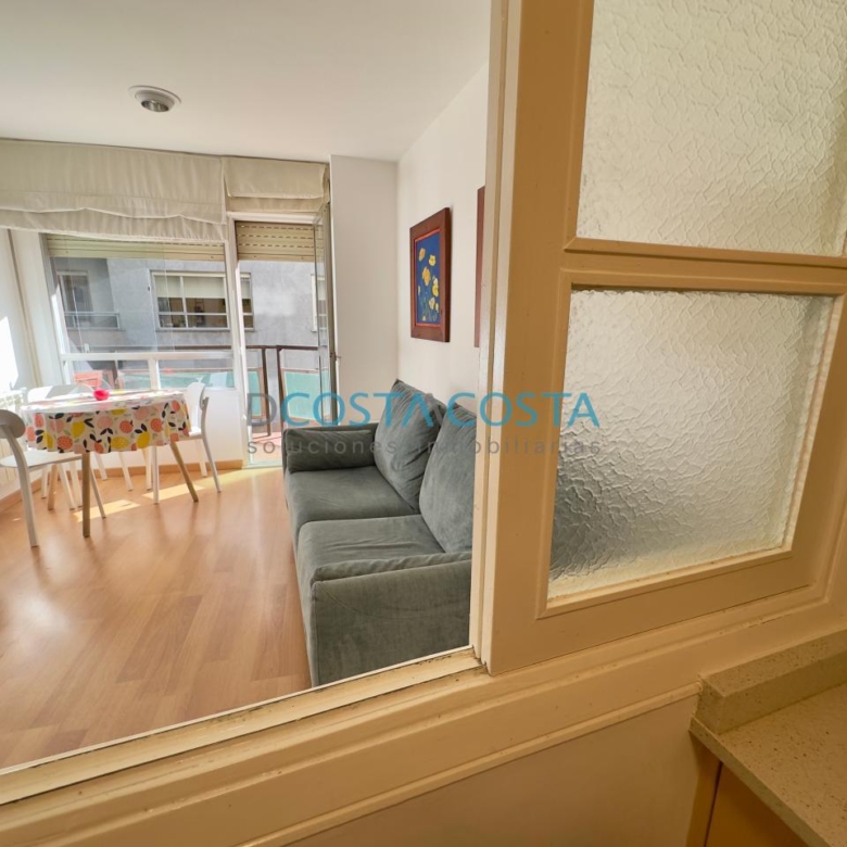 Apartamento exterior con terraza en plaza de Compostela, pleno centro de Vigo