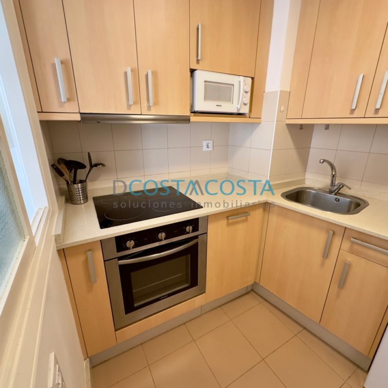 Apartamento exterior con terraza en plaza de Compostela, pleno centro de Vigo