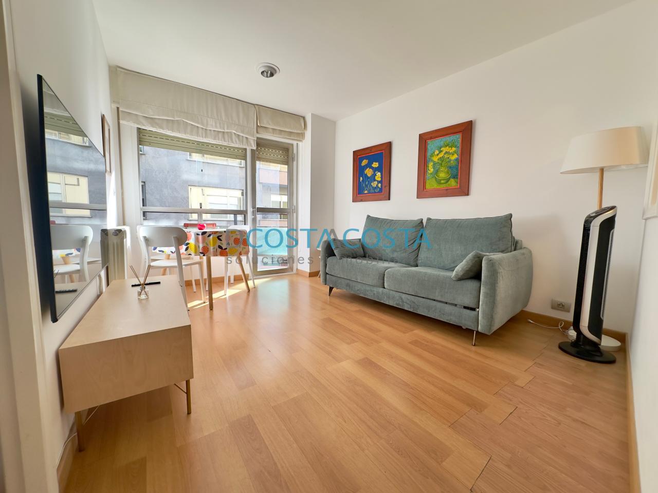 177134268676300169201_177132458838 Apartamento exterior con terraza en plaza de Compostela, pleno centro de Vigo