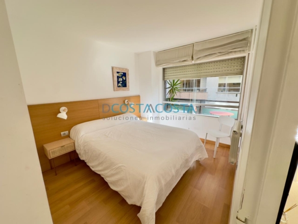 Apartamento exterior con terraza en plaza de Compostela, pleno centro de Vigo