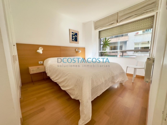 Apartamento exterior con terraza en plaza de Compostela, pleno centro de Vigo