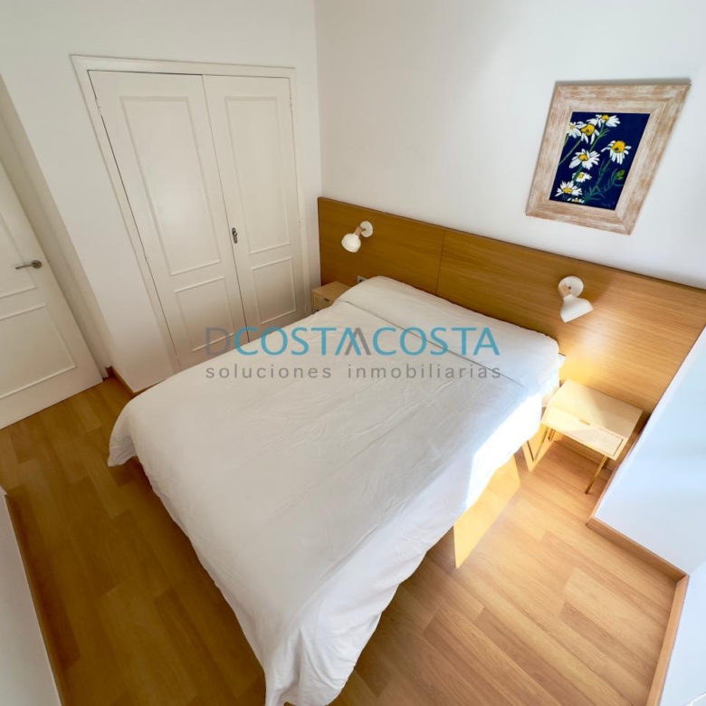 Apartamento exterior con terraza en plaza de Compostela, pleno centro de Vigo
