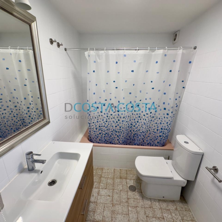 Apartamento exterior con terraza en plaza de Compostela, pleno centro de Vigo