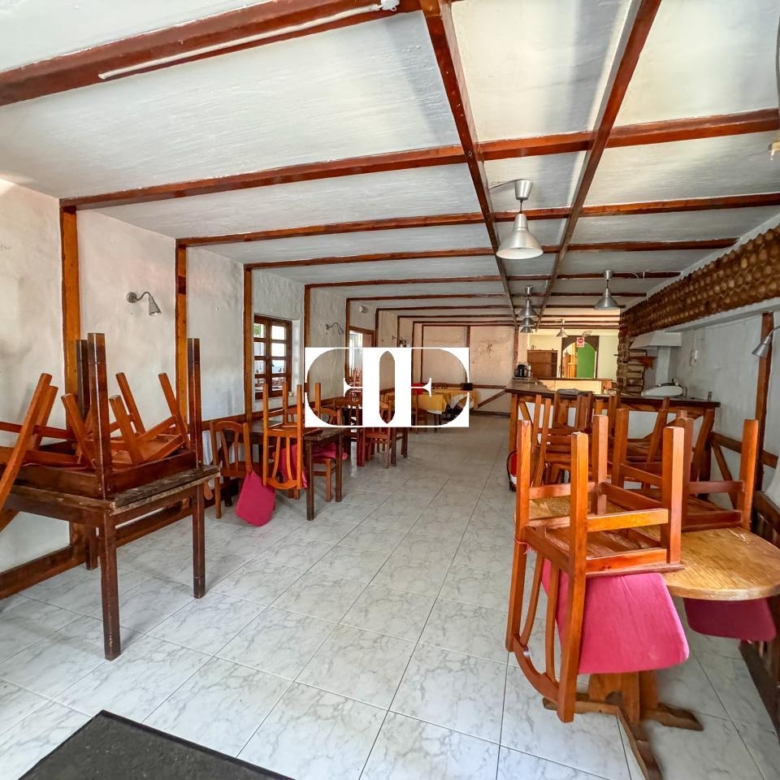 Alquiler de local con licencia de hostelería frente a la playa – 300 m²- Hosteleria
