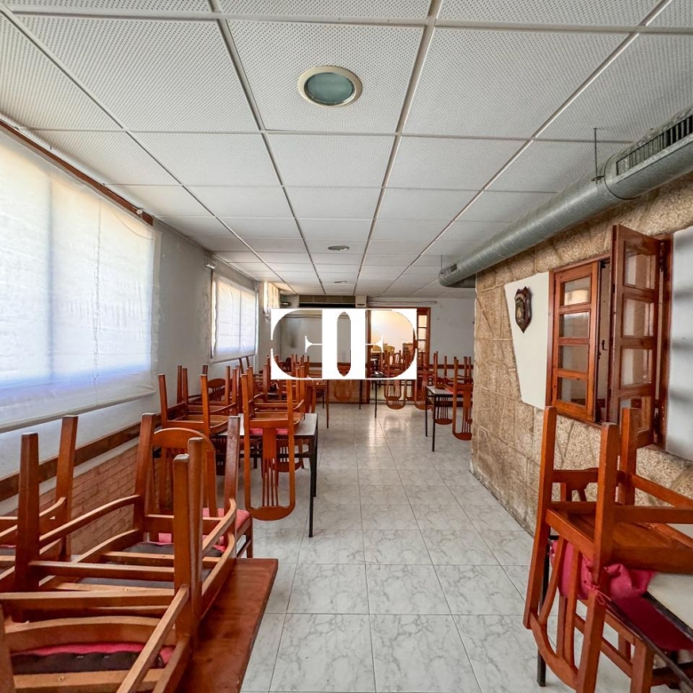 Alquiler de local con licencia de hostelería frente a la playa – 300 m²- Hosteleria