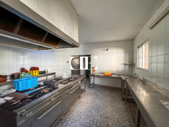 Alquiler de local con licencia de hostelería frente a la playa – 300 m²- Hosteleria
