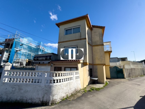 Alquiler de local con licencia de hostelería frente a la playa – 300 m²- Hosteleria