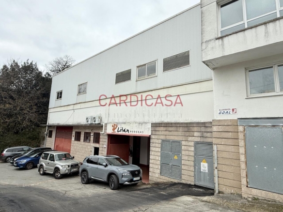 Nave industrial en alquiler en Chapela – 900 m² en excelente estado