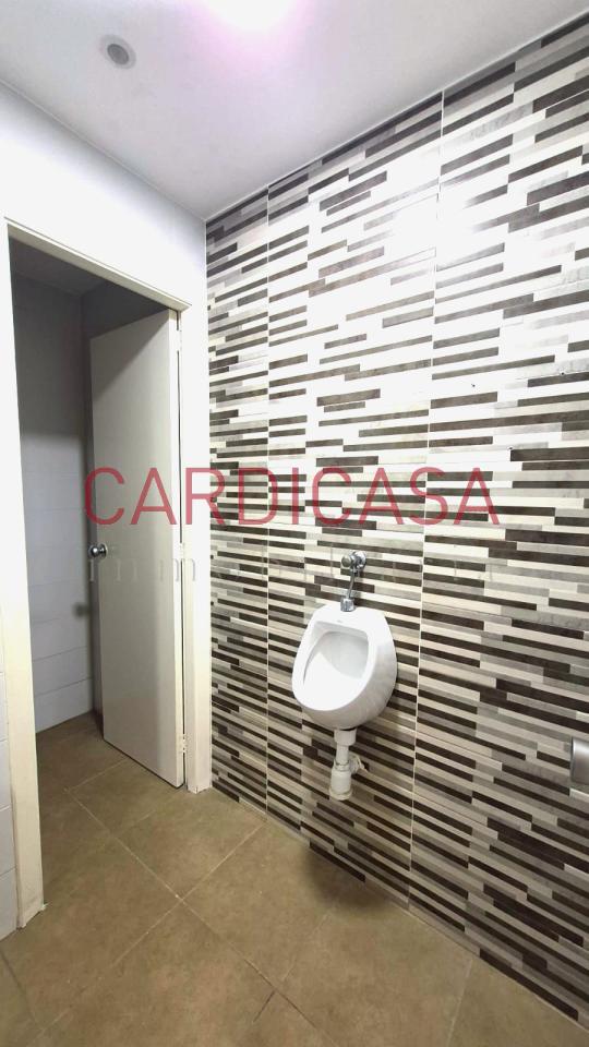 177219751930800028345_177219677382 Local Comercial en Vigo