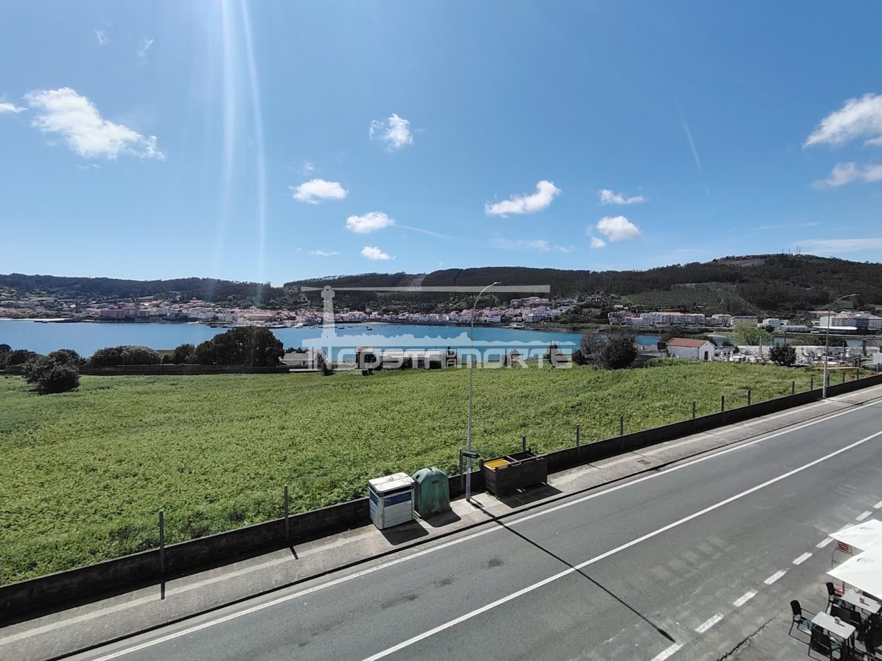 177262084991700162479_174540169616 Piso de 4 Dormitorios con Impresionantes Vistas al Mar – Cee (A Coruña)