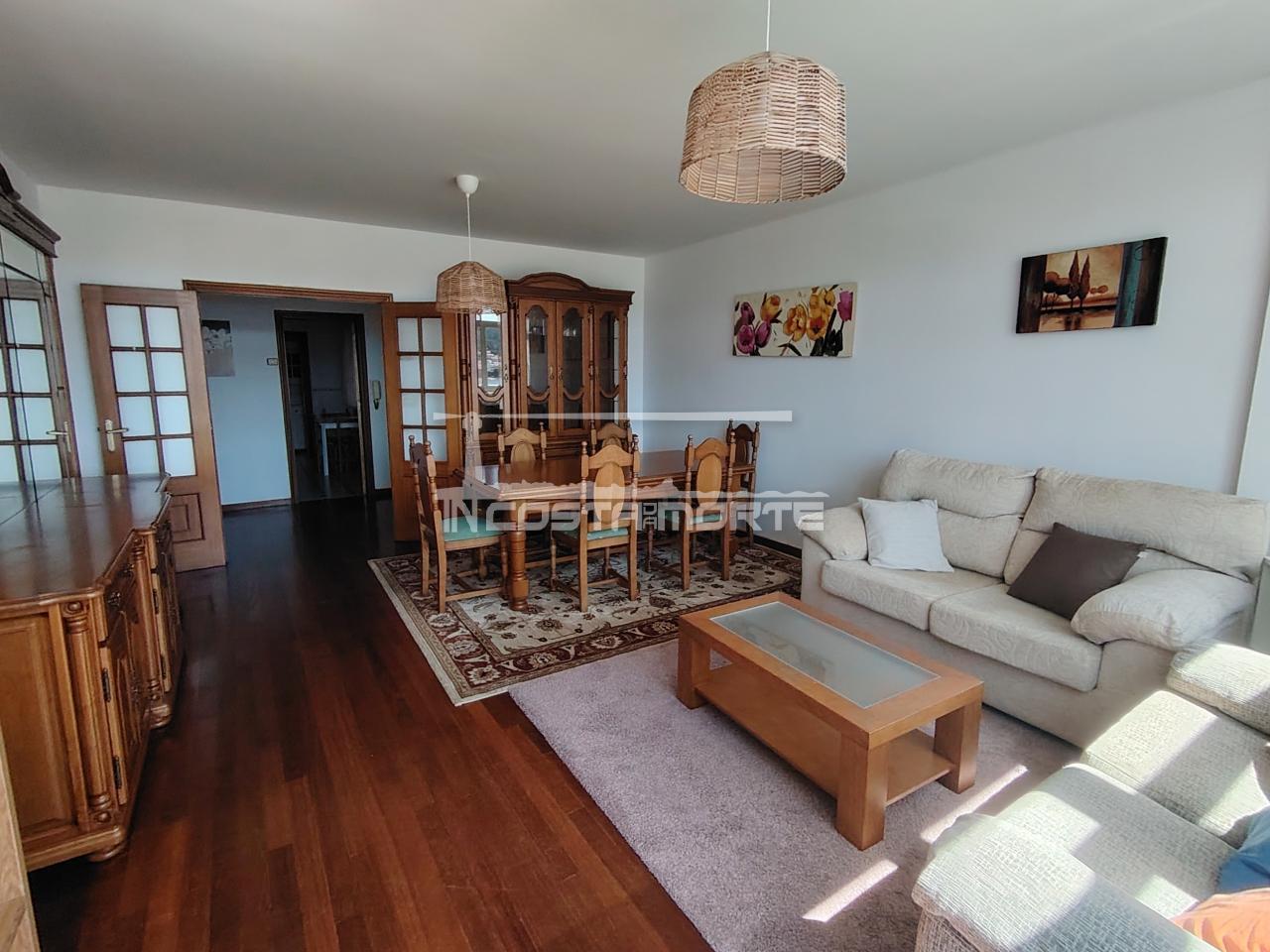 177262085001200162479_174540169758 Piso de 4 Dormitorios con Impresionantes Vistas al Mar – Cee (A Coruña)