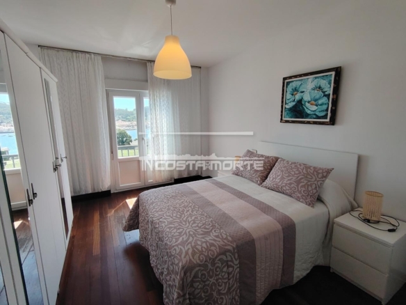 Piso de 4 Dormitorios con Impresionantes Vistas al Mar – Cee (A Coruña)