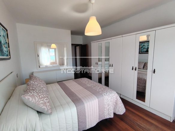 Piso de 4 Dormitorios con Impresionantes Vistas al Mar – Cee (A Coruña)