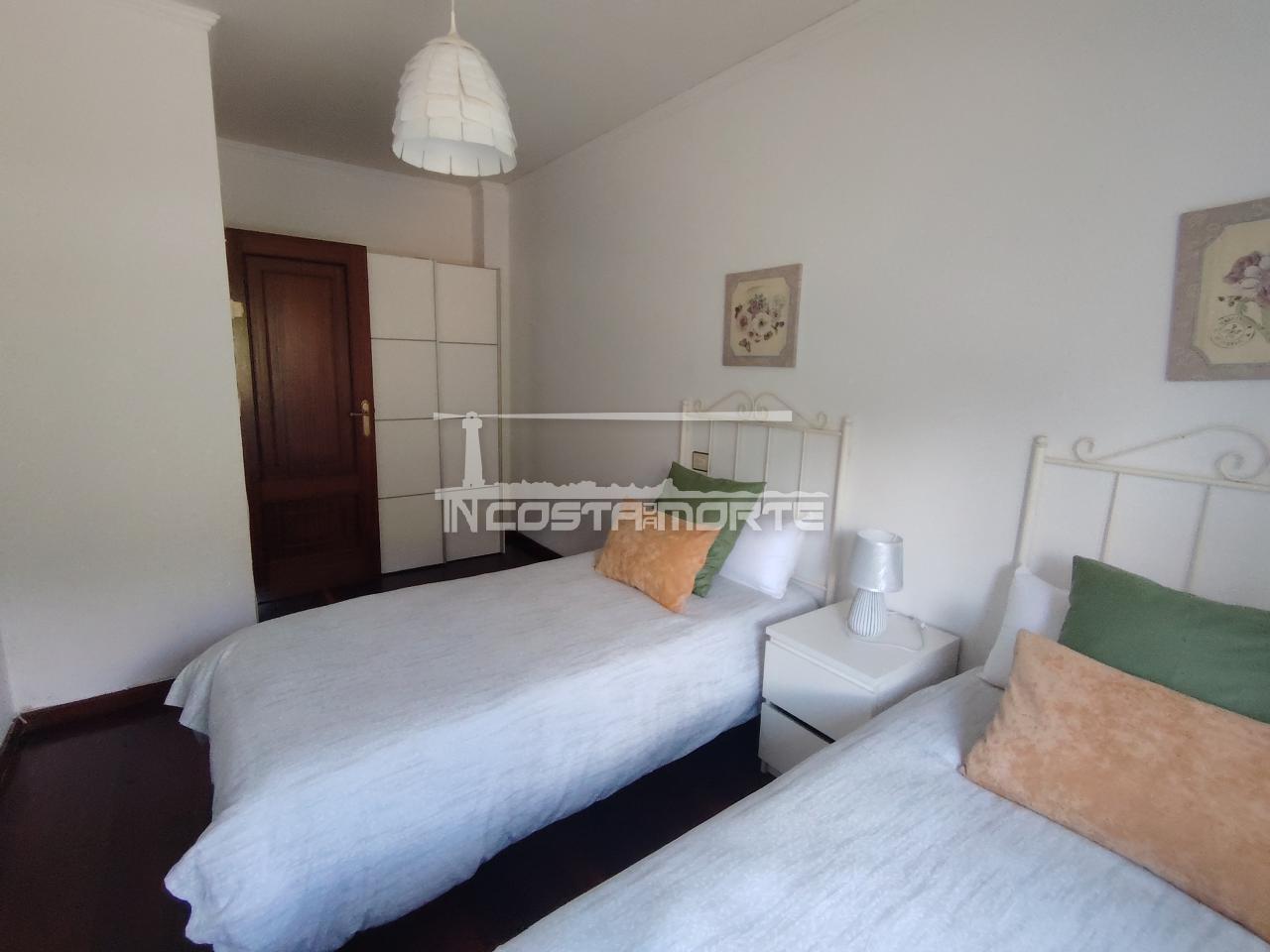 177262085860900162479_174540170666 Piso de 4 Dormitorios con Impresionantes Vistas al Mar – Cee (A Coruña)