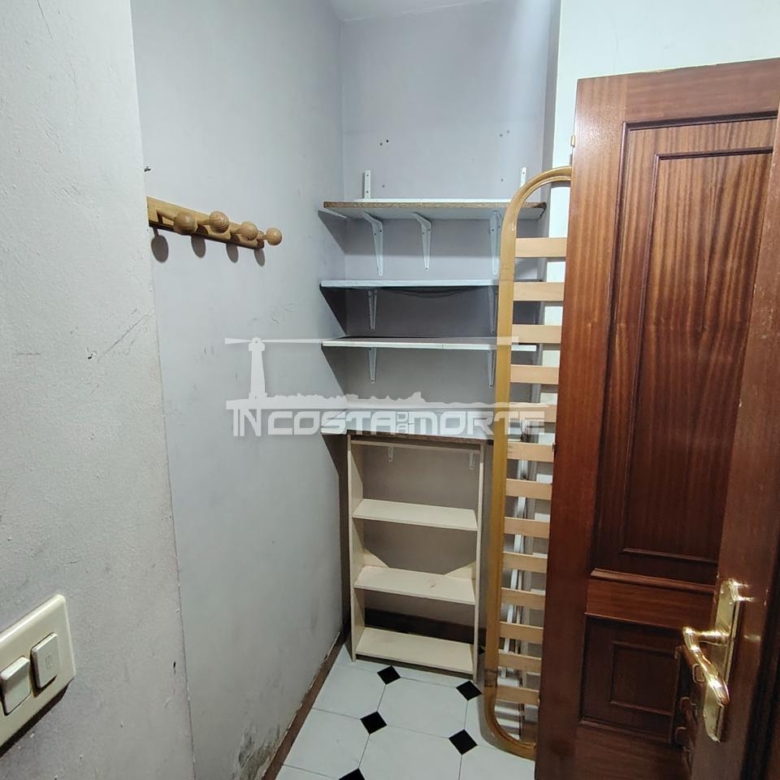 Piso de 4 Dormitorios con Impresionantes Vistas al Mar – Cee (A Coruña)