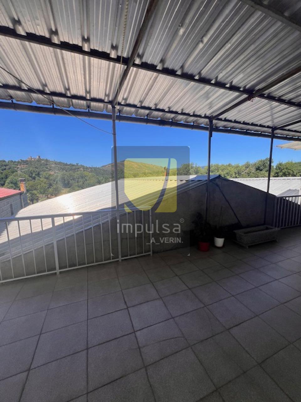 177272438389600043987_176103655280 CASA CON NAVE, SÓTANO Y TERRENO