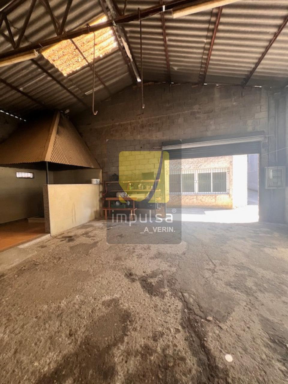 177272439108300043987_176103657612 CASA CON NAVE, SÓTANO Y TERRENO