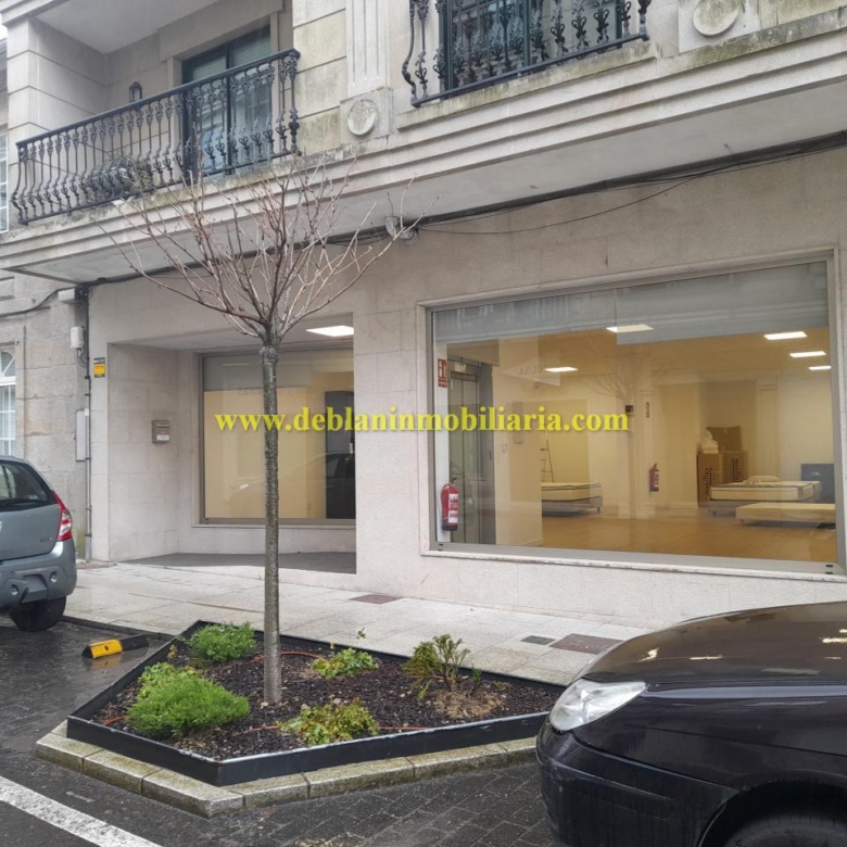 SE ALQUILA LOCAL COMERCIAL ACONDICIONADO  EN TUI
