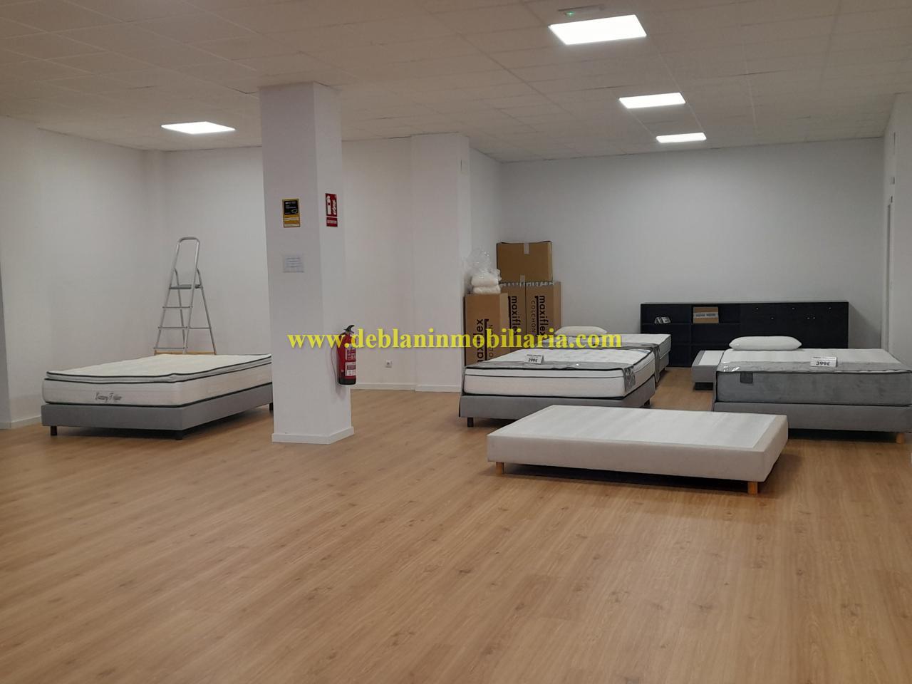 177280456951600021521_177280452202 SE ALQUILA LOCAL COMERCIAL ACONDICIONADO EN TUI
