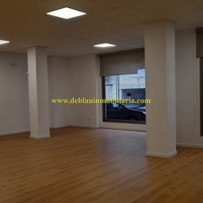 SE ALQUILA LOCAL COMERCIAL ACONDICIONADO  EN TUI