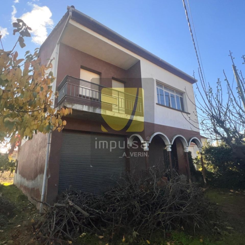 CASA PARA REFORMAR PRÓXIMA A VERÍN CON EXCEPCIONALES VISTAS