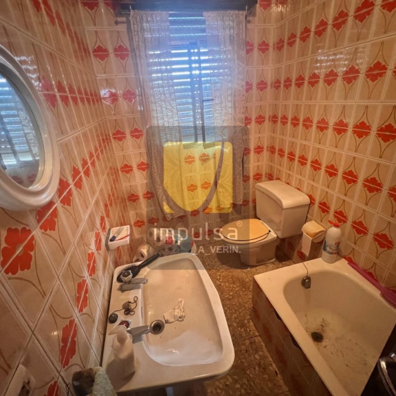 CASA PARA REFORMAR PRÓXIMA A VERÍN CON EXCEPCIONALES VISTAS