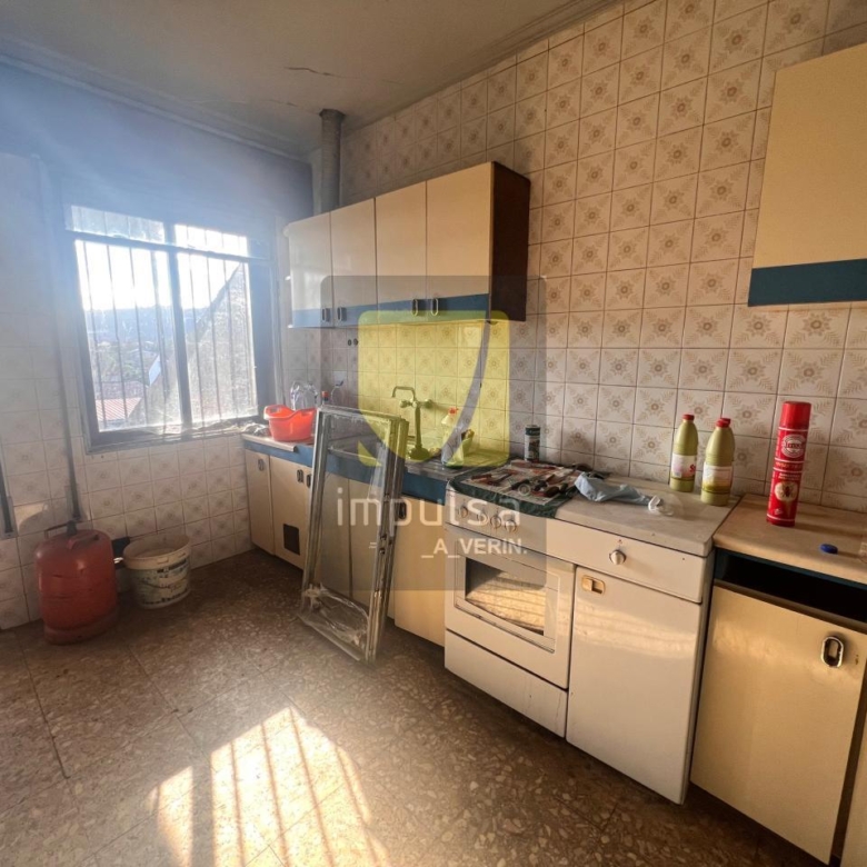CASA PARA REFORMAR PRÓXIMA A VERÍN CON EXCEPCIONALES VISTAS