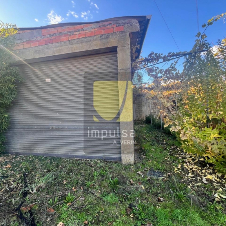 CASA PARA REFORMAR PRÓXIMA A VERÍN CON EXCEPCIONALES VISTAS