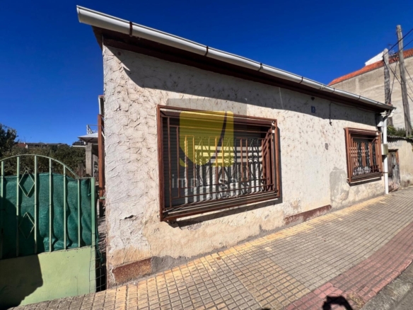 CASA A REFORMAR EN EL CENTRO DE VERÍN