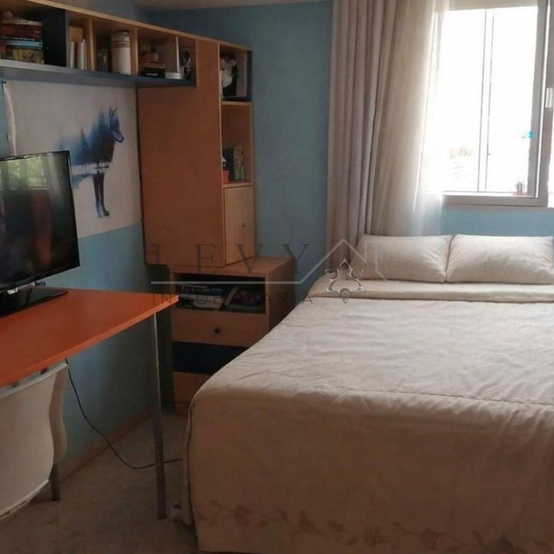 4 dormitorios con terraza