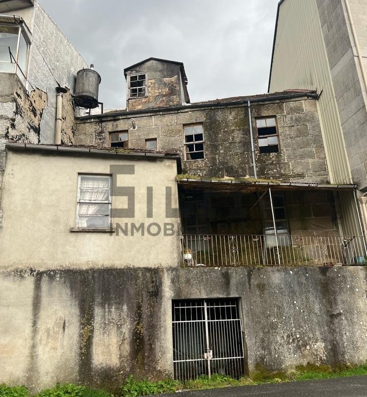VENTA CASA PARA REHABILITAR EN O CARBALLIÑO